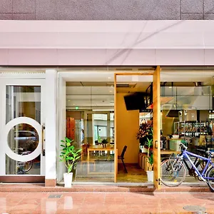 https://beehive-hostel-osaka.hotels-osaka.net